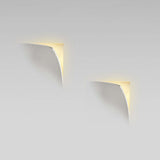 Aria Modern Recessed Metal/Plaster LED Wall Lamp, White