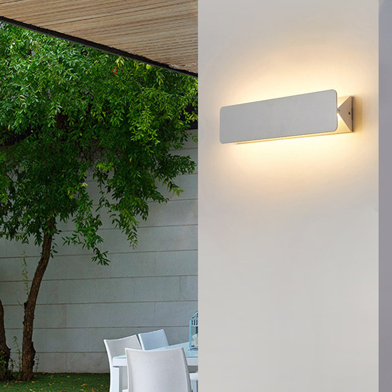 Arisha LED Metal Indoor Wall Lamp Rotatable, White