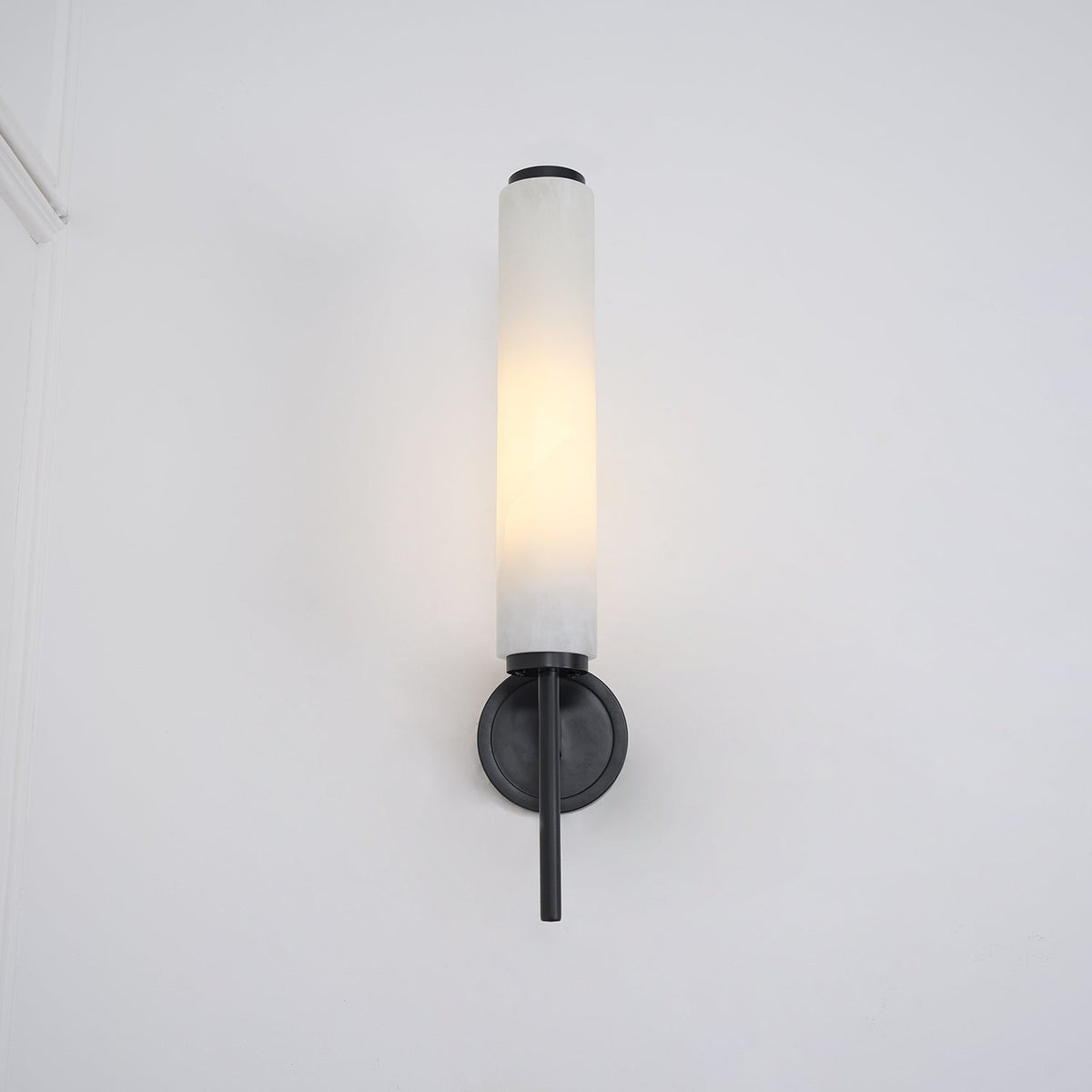 Jern Art Deco Alabaster Wall Lamp