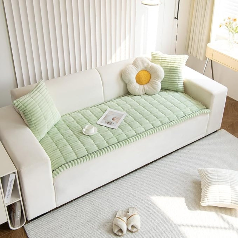 Soft Plush Ruffled-Edge Couch Throw