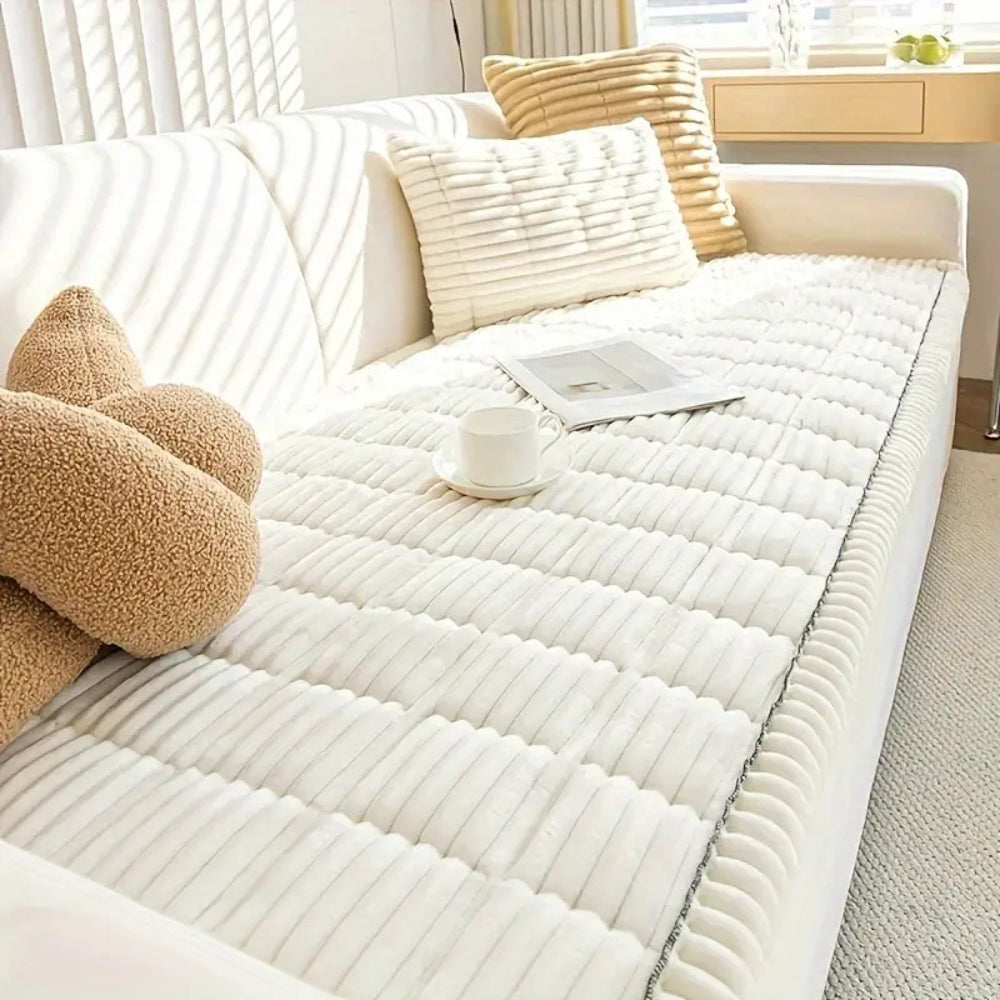 Soft Plush Ruffled-Edge Couch Throw