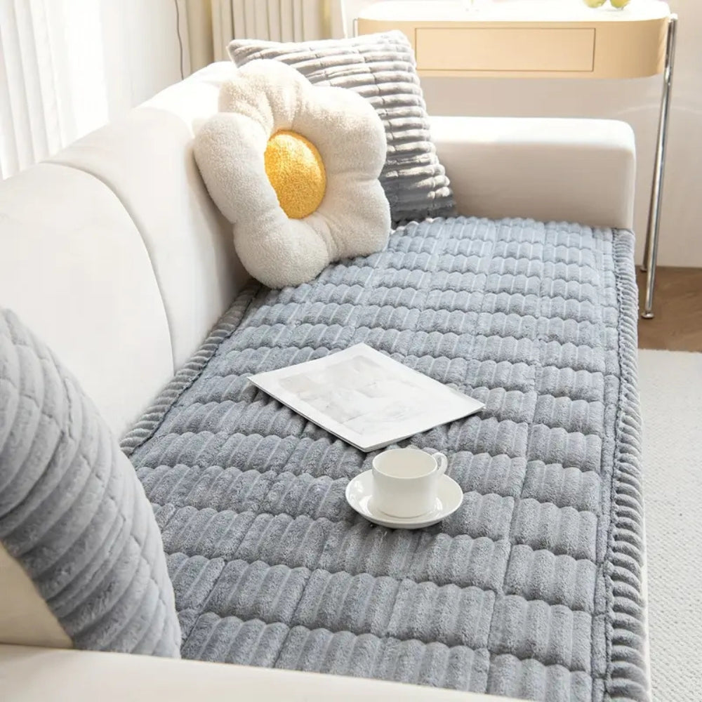 Soft Plush Ruffled-Edge Couch Throw