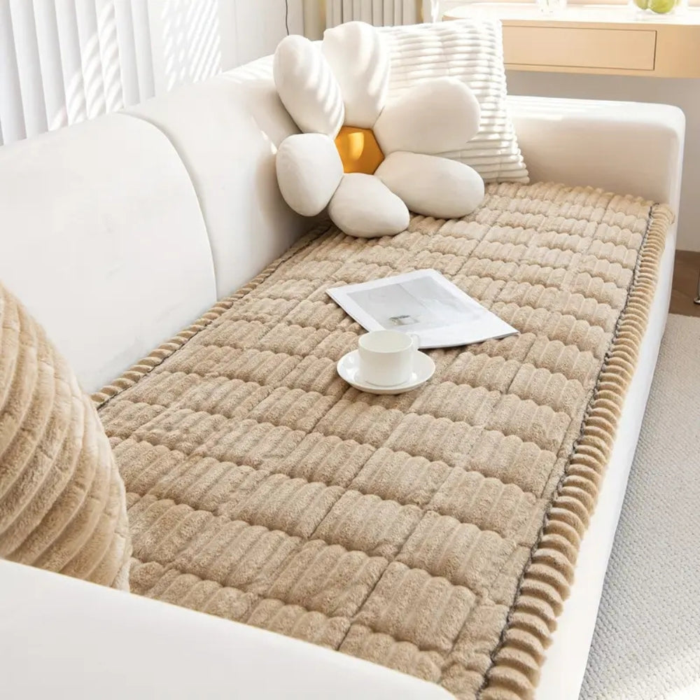 Soft Plush Ruffled-Edge Couch Throw