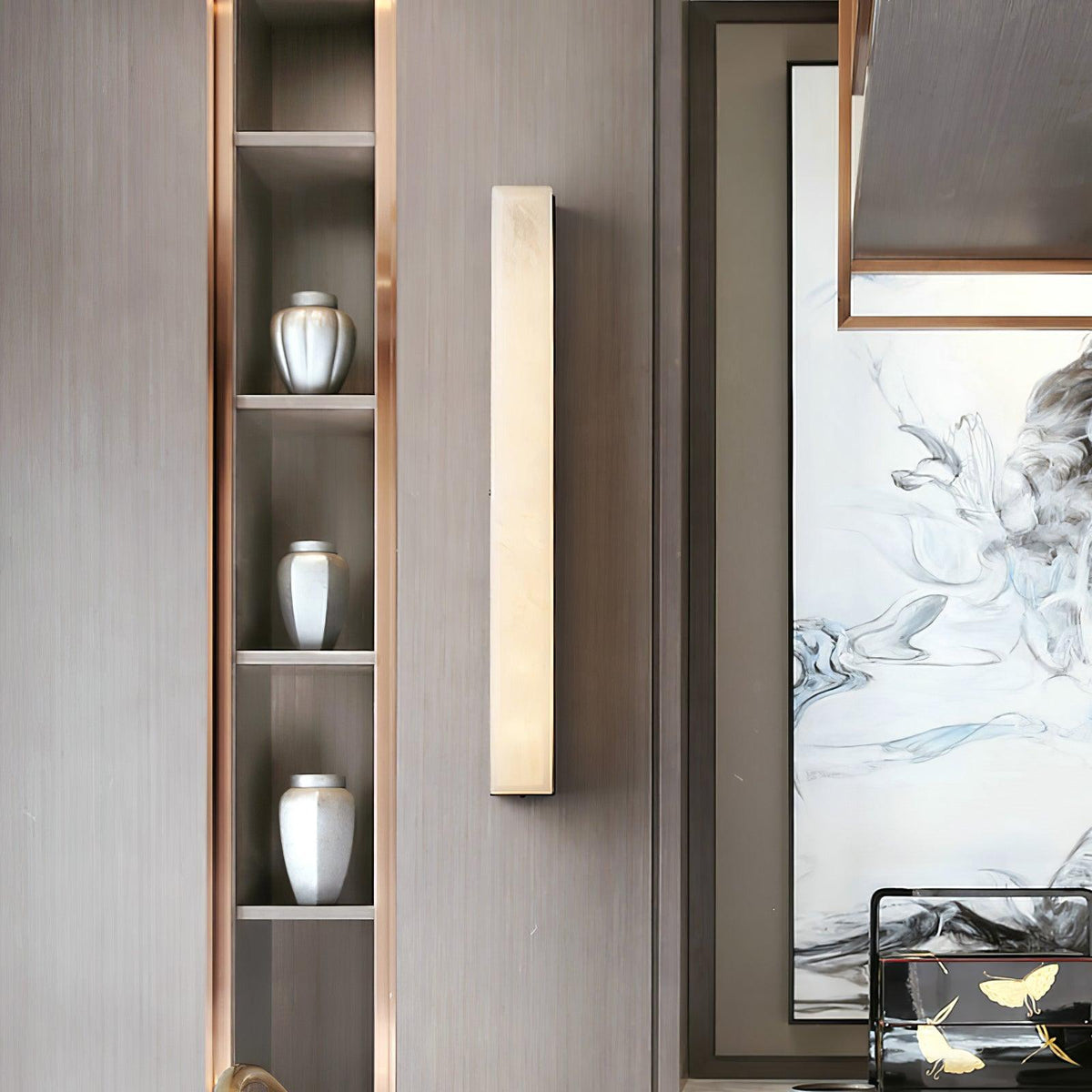 Isen Linear Brass Alabaster Wall Lamp