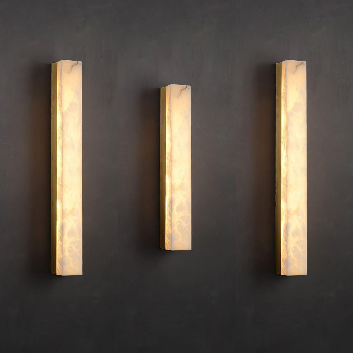Isen Linear Brass Alabaster Wall Lamp
