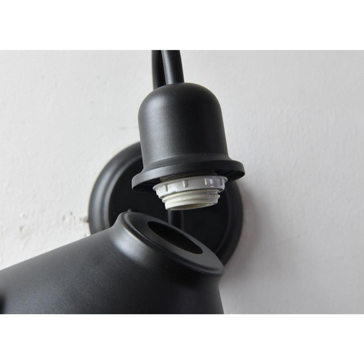 Ray Vintage Cone-shaped Ourdoor Wall Lamp
